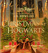 Christmas at Hogwarts: A joyfully illustrated gift book featuring text from 'Harry Potter and the Philosopher's Stone'